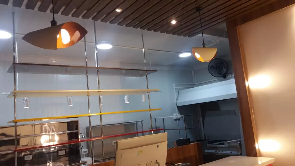 lamparas local img1 Ilum1