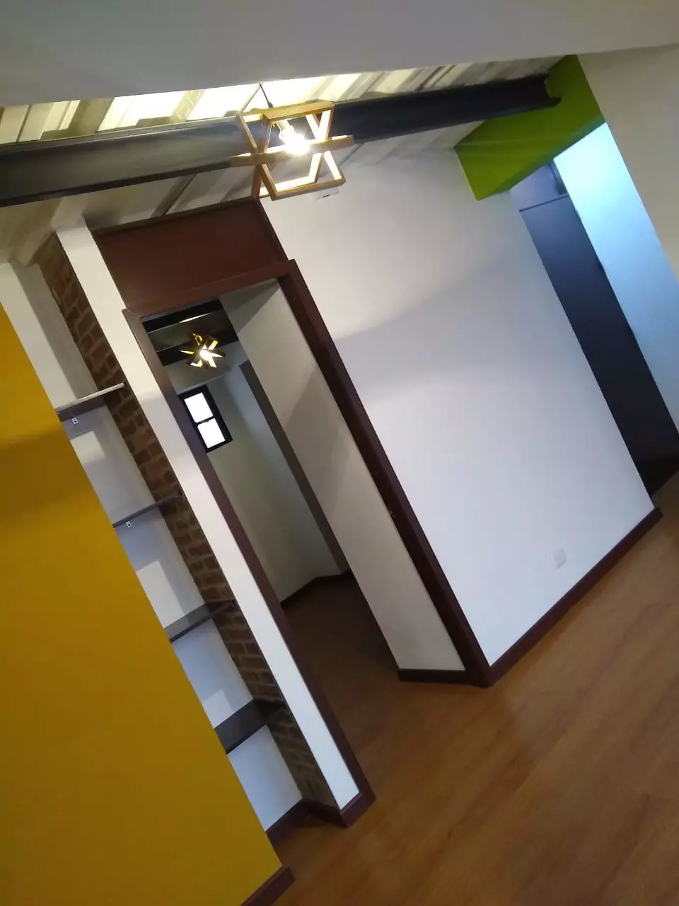 lamparas pasillo img5 Ilum5